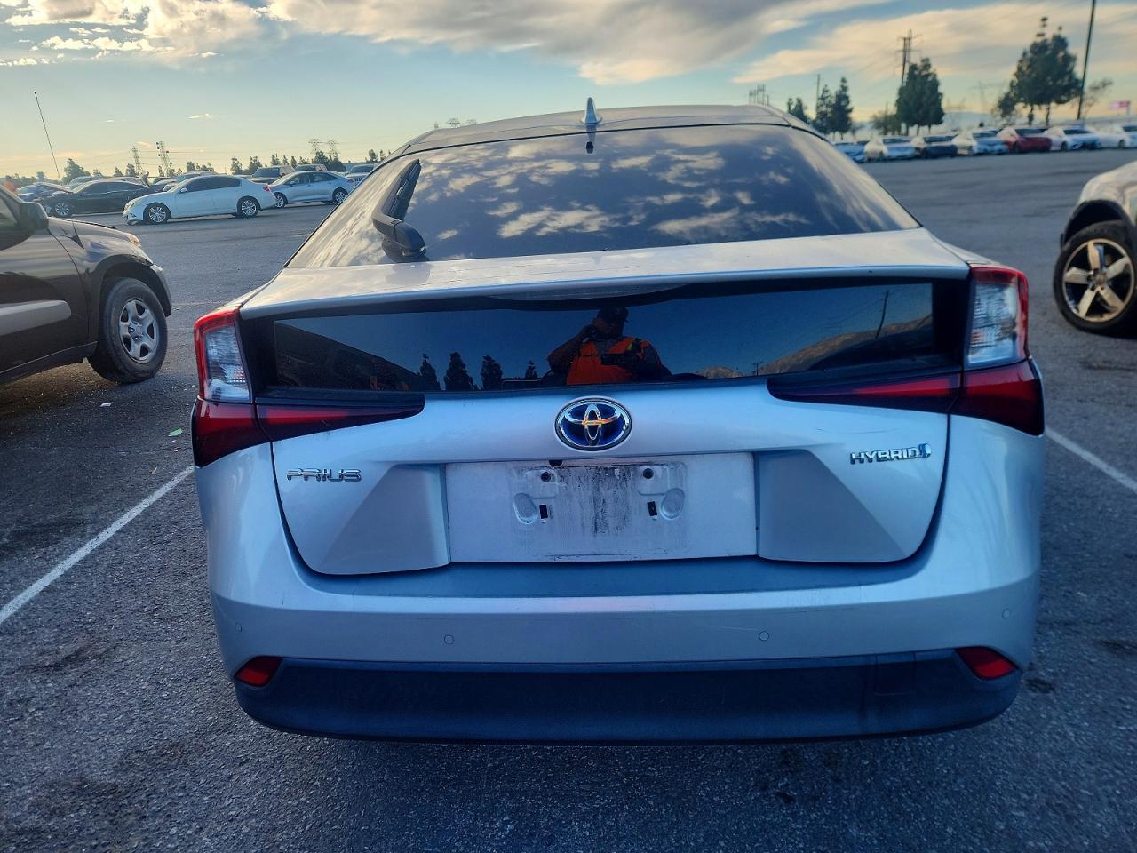 2019 Toyota Prius - Фото 6