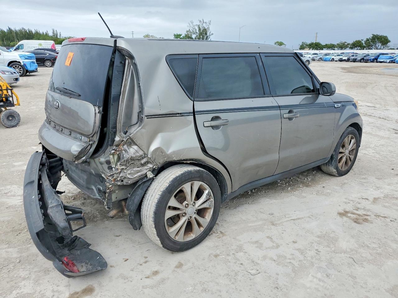 2015 Kia Soul + - Фото 3