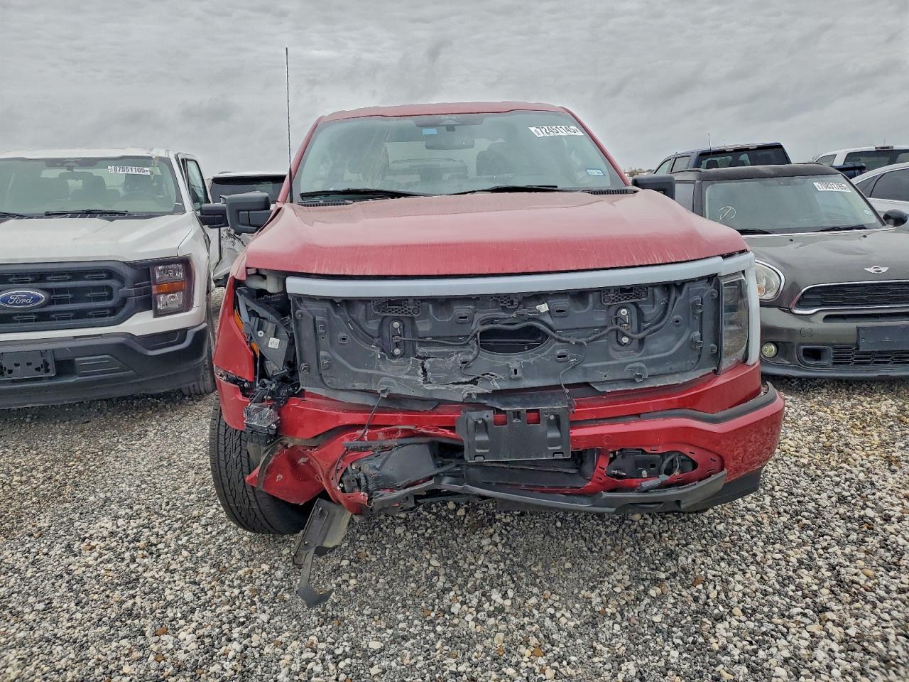 2022 Ford F150 Lightning Pro - Фото 5