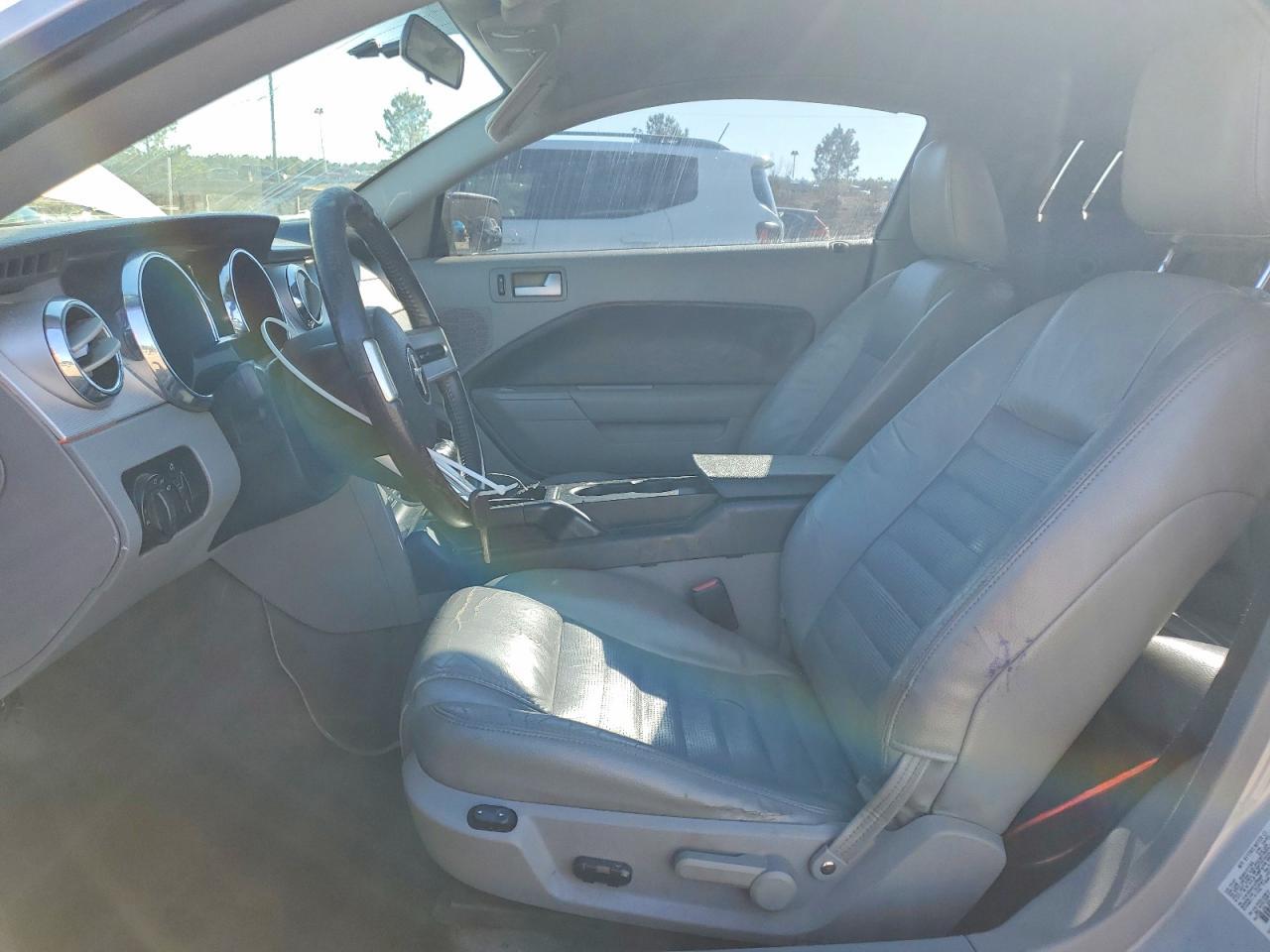 2005 Ford Mustang Gt - Фото 7