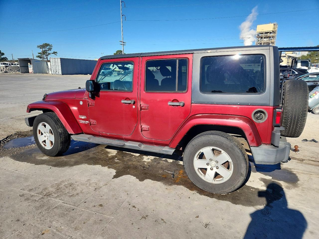 2012 Jeep Wrangler Unlimited Sahara - Фото 2