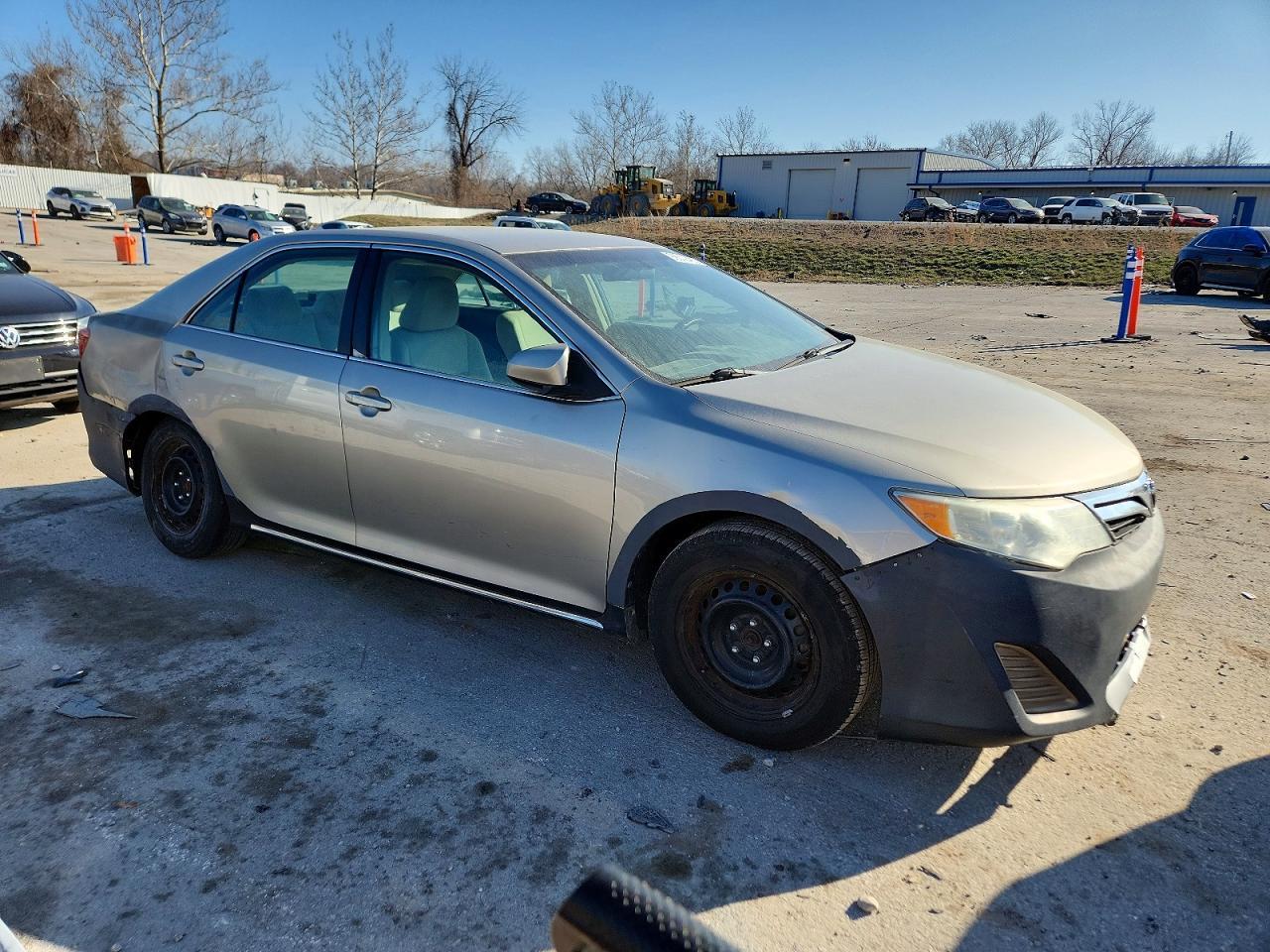 2013 Toyota Camry L - Image 4