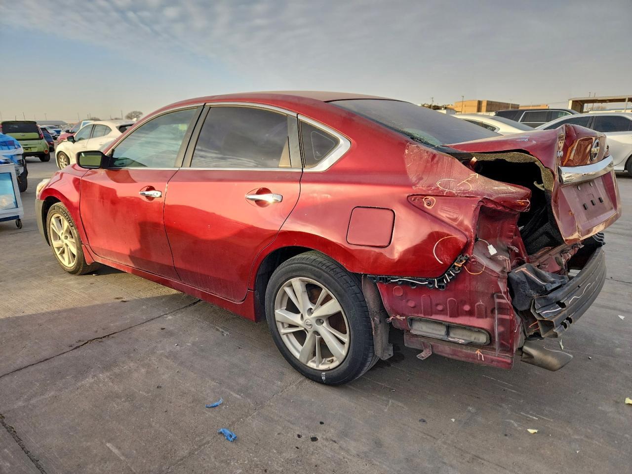 2015 Nissan Altima 2.5 - Фото 2