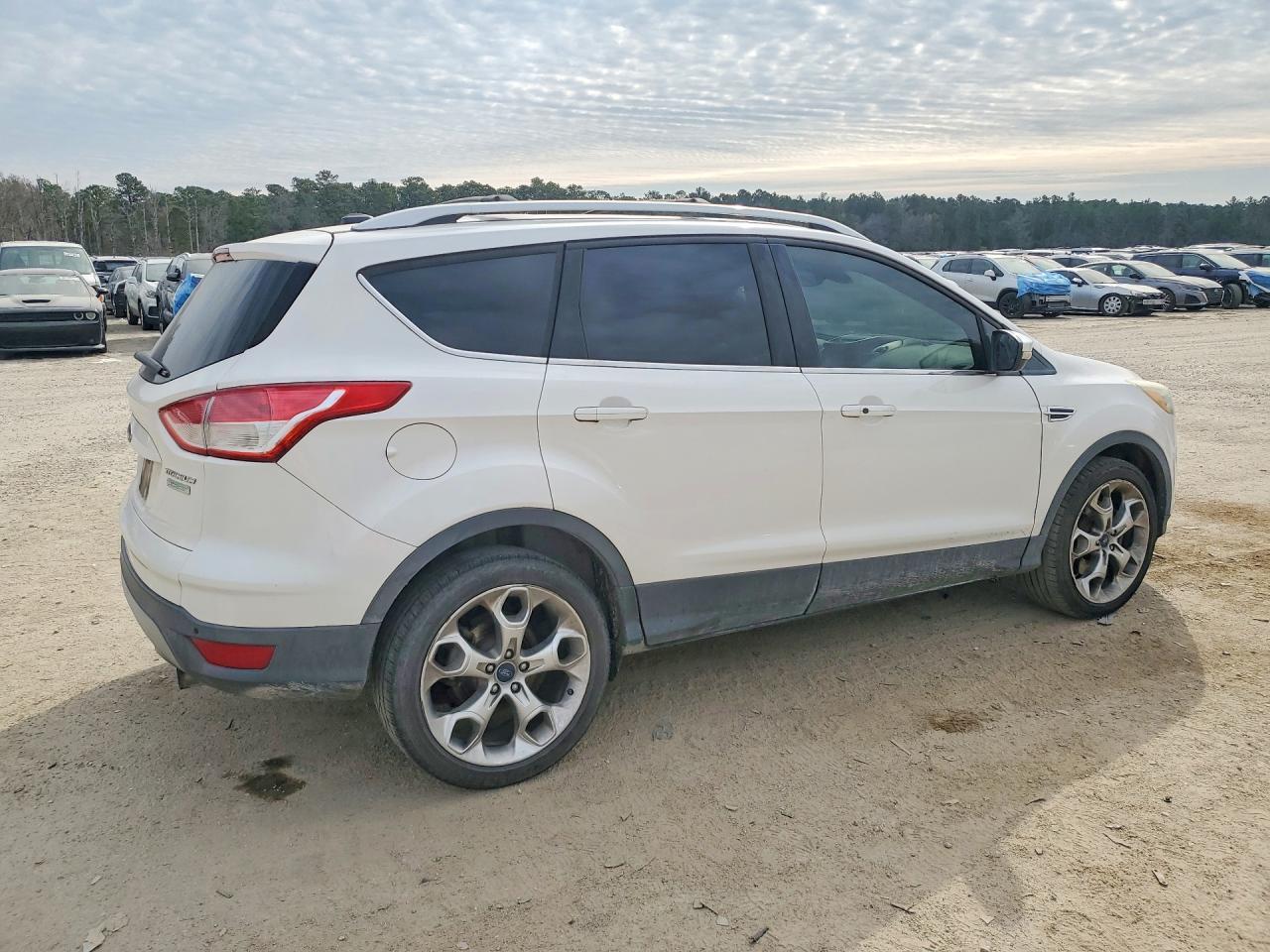2013 Ford Escape Titanium - Image 3