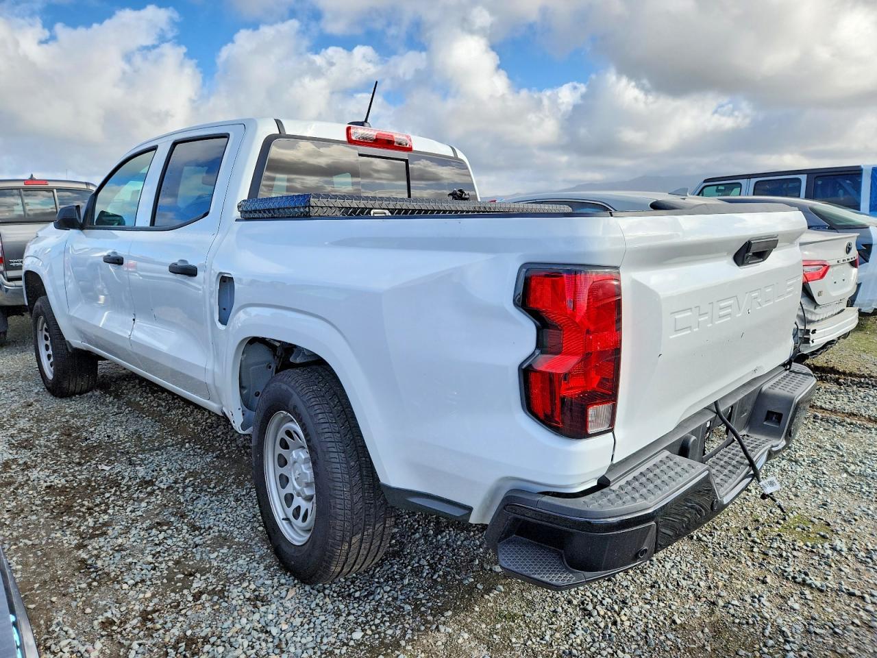 2025 Chevrolet Colorado - Image 2