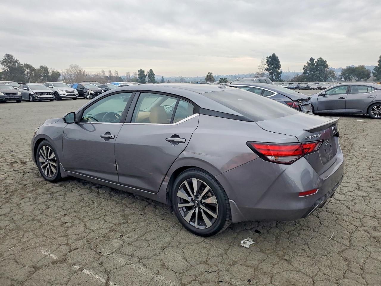 2020 Nissan Sentra Sv - Фото 2