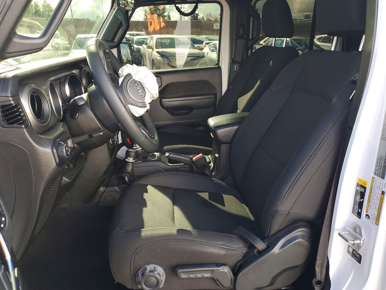 2023 Jeep Gladiator Sport - Фото 7