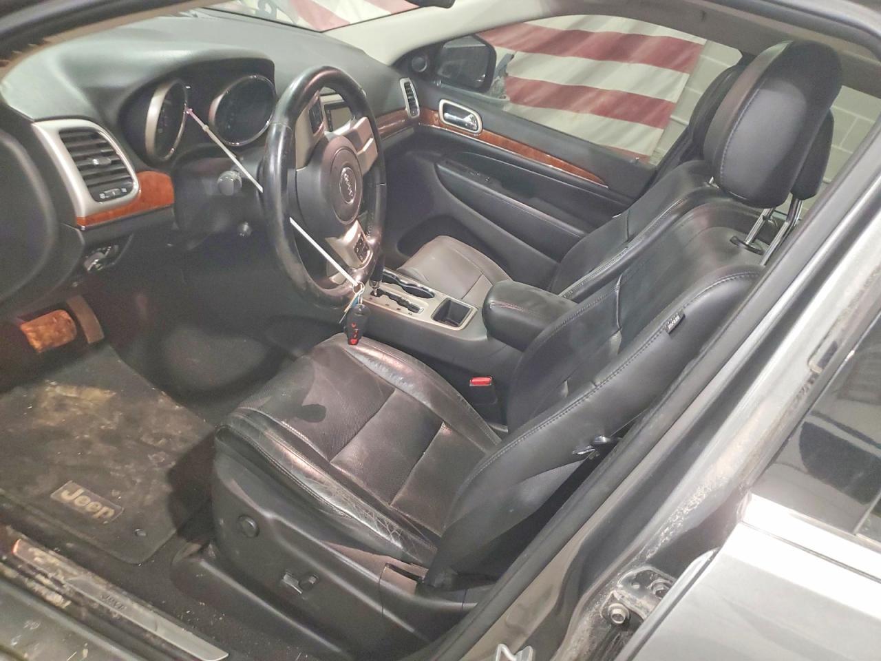 2012 Jeep Grand Cherokee Limited - Image 7