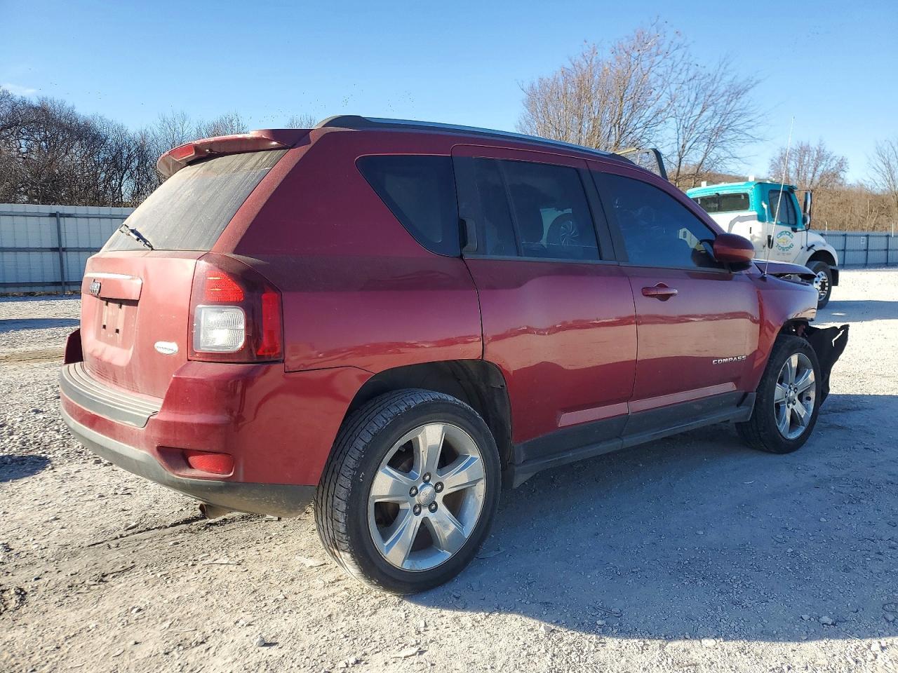 2014 Jeep Compass Latitude - Фото 3