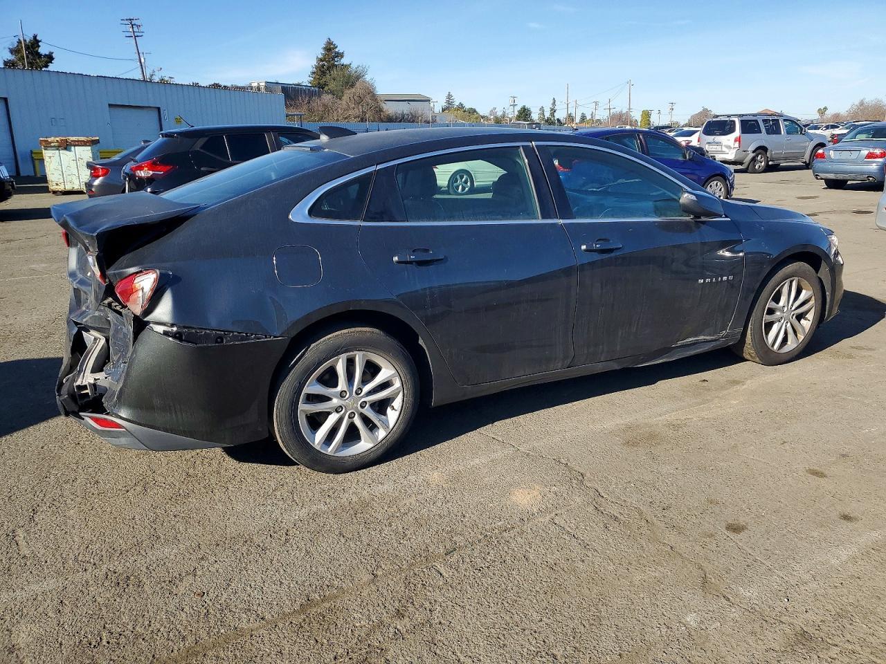 2017 Chevrolet Malibu - Фото 3