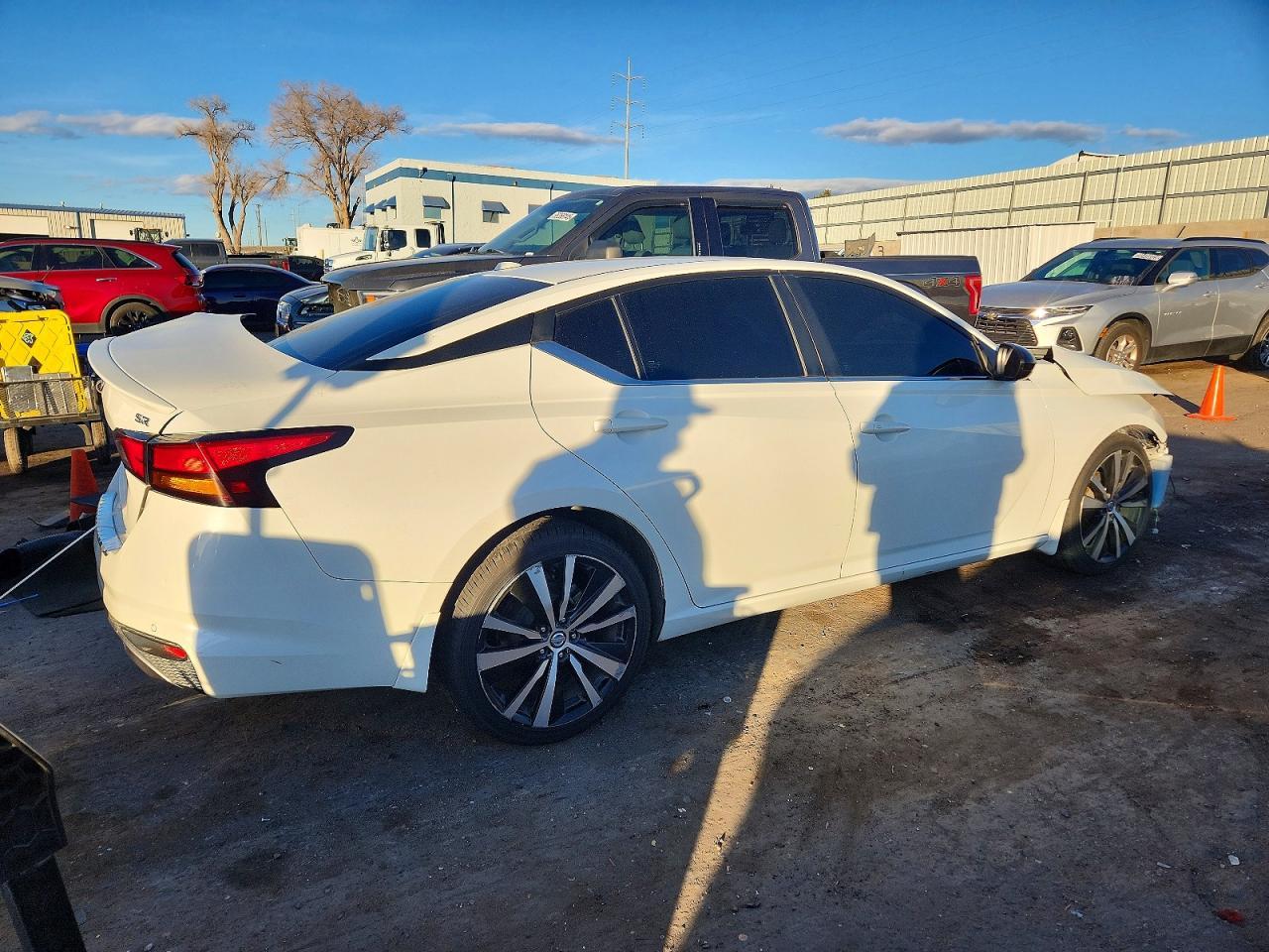 2022 Nissan Altima Sr - Image 3