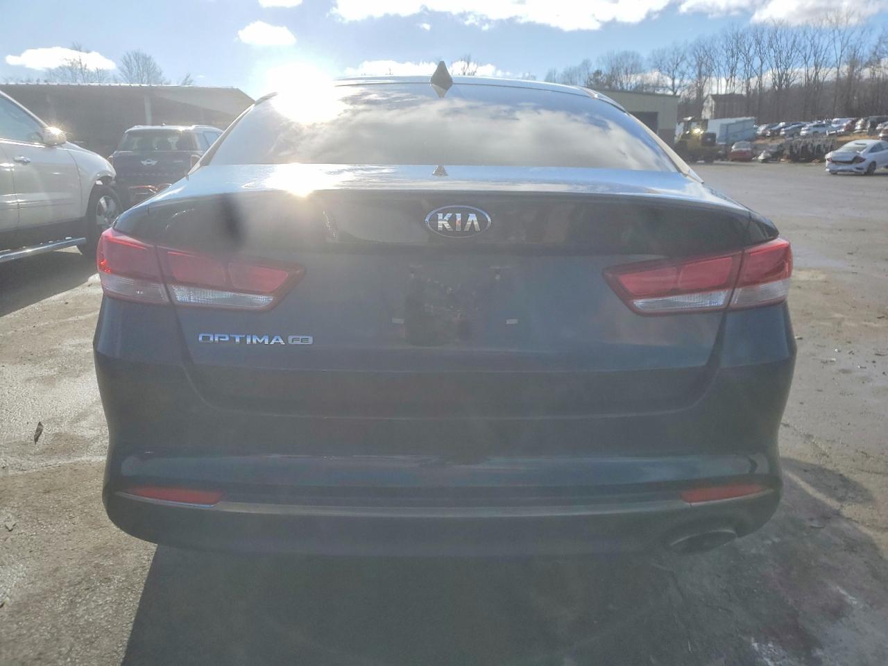 2017 Kia Optima Lx - Image 6