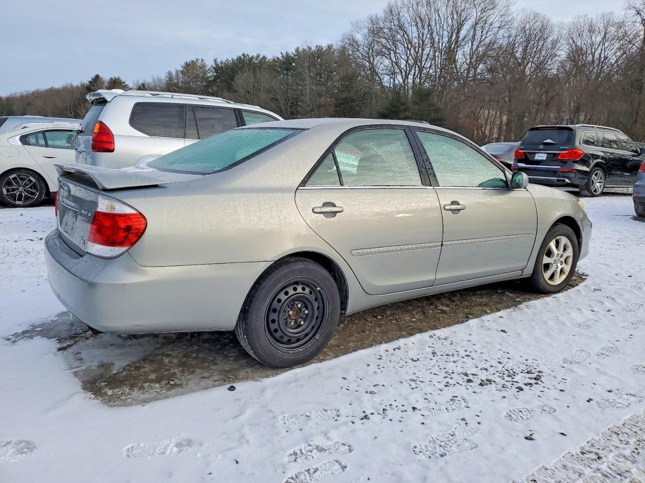 2006 Toyota Camry Le - Фото 3