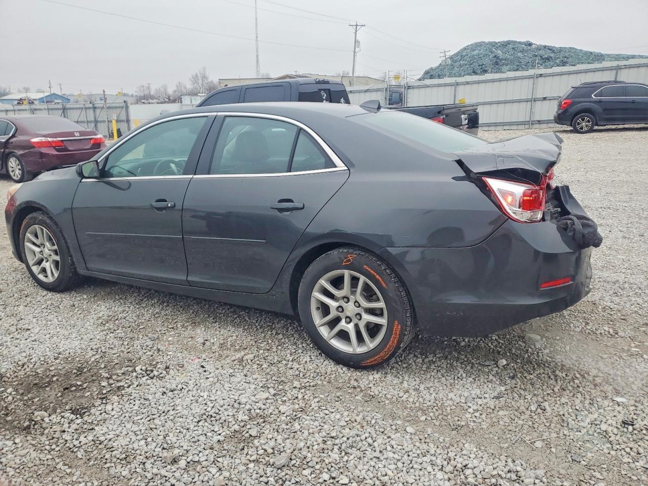2014 Chevrolet Malibu 1Lt - Image 2