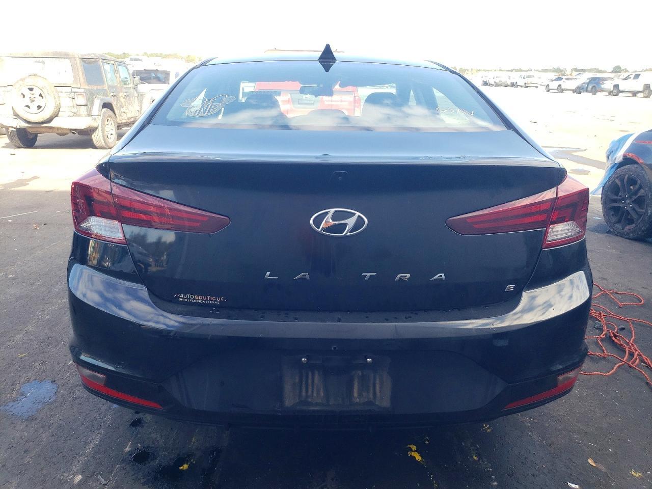 2019 Hyundai Elantra Sel - Image 6