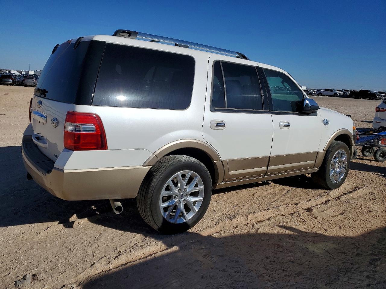 2014 Ford Expedition Xlt - Фото 3