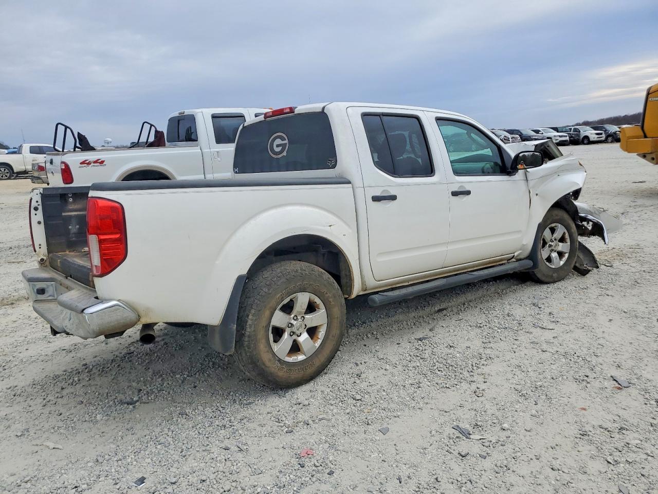 2011 Nissan Frontier S - Фото 3