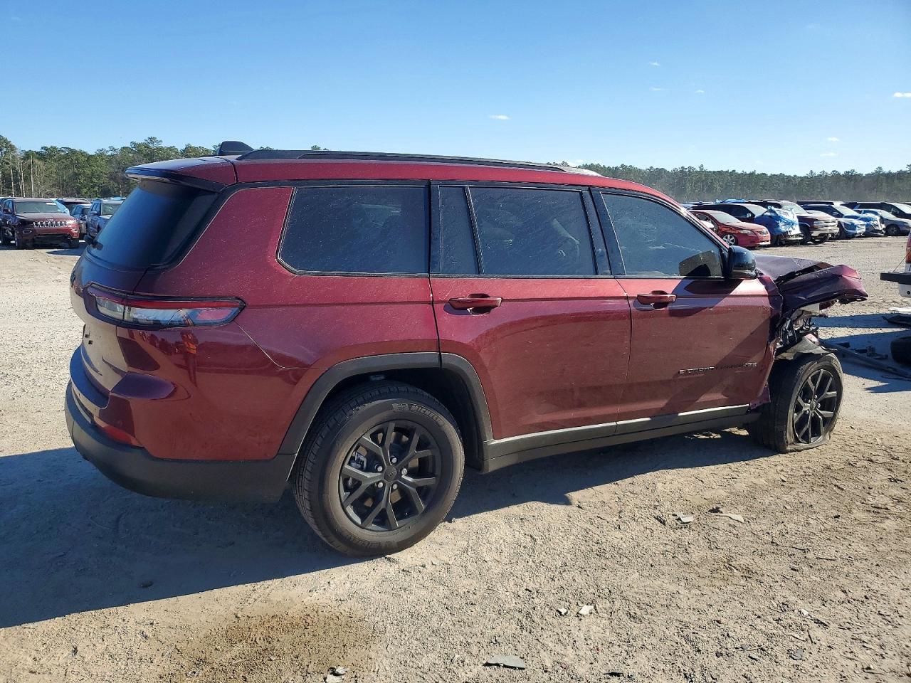 2025 Jeep Grand Cherokee L Laredo - Фото 3