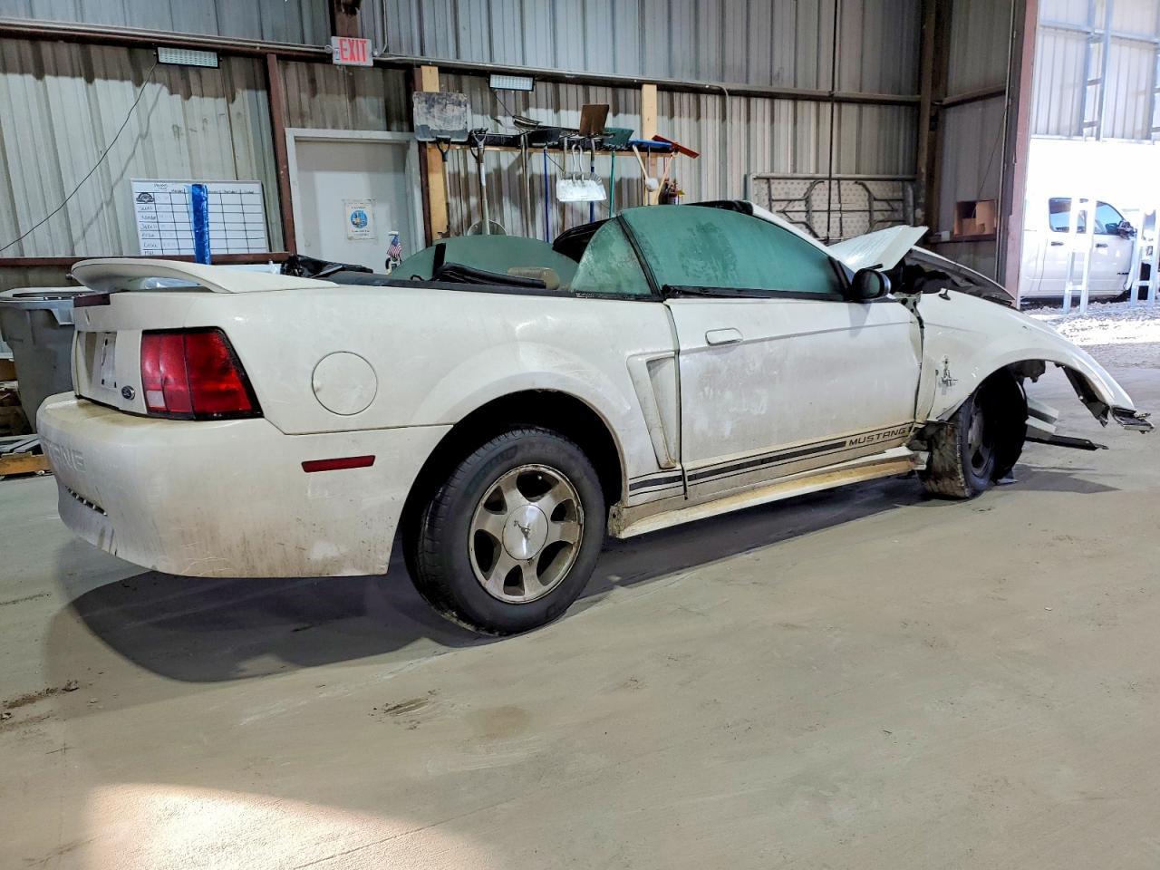 2000 Ford Mustang - Фото 3