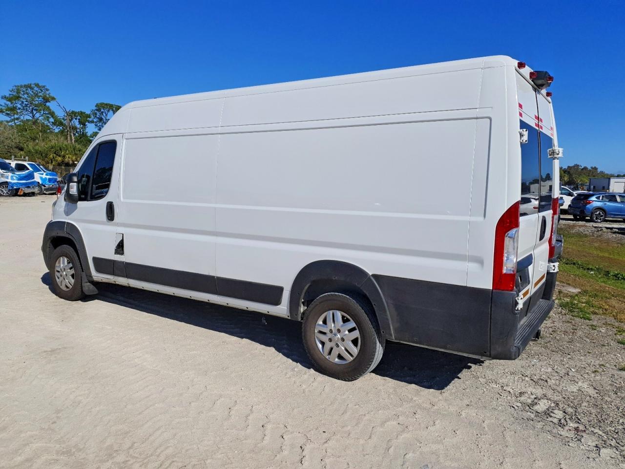 2022 Ram Promaster 3500 Delivery Van - Image 2