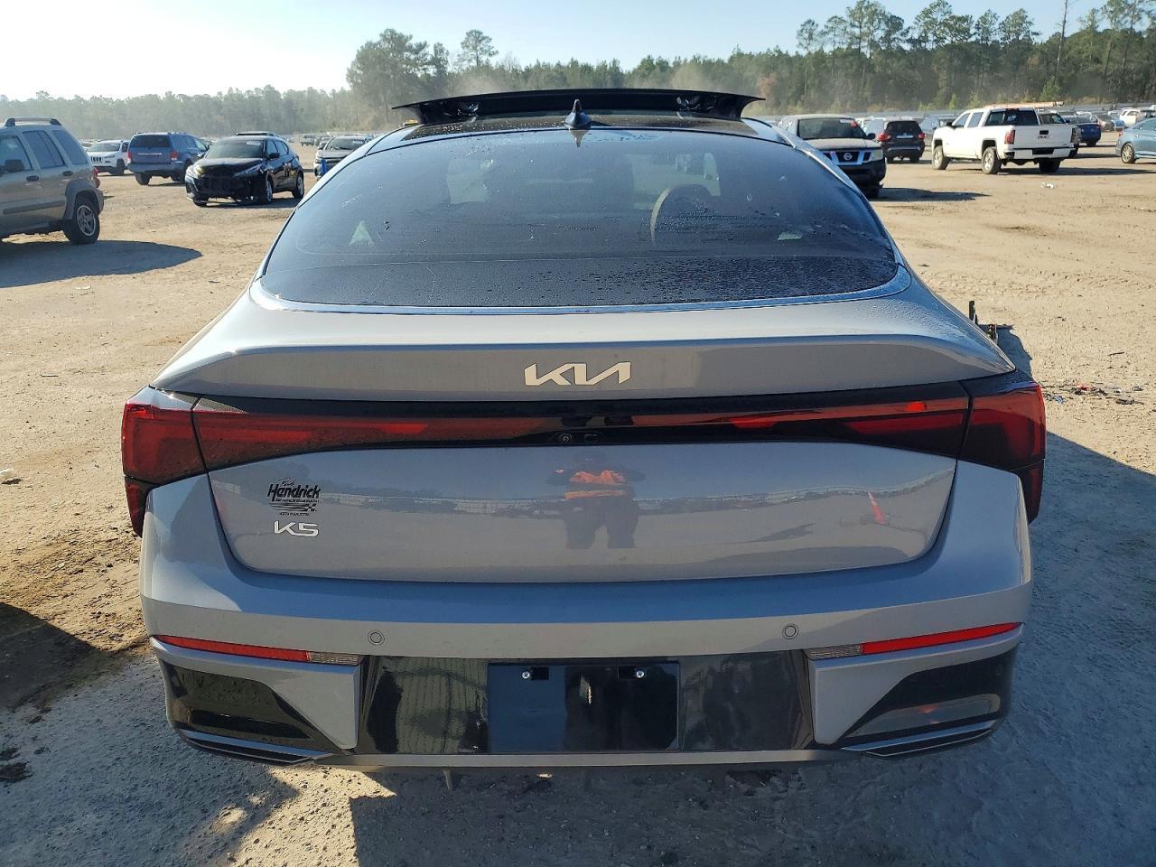 2025 Kia K5 Gt Line - Image 6