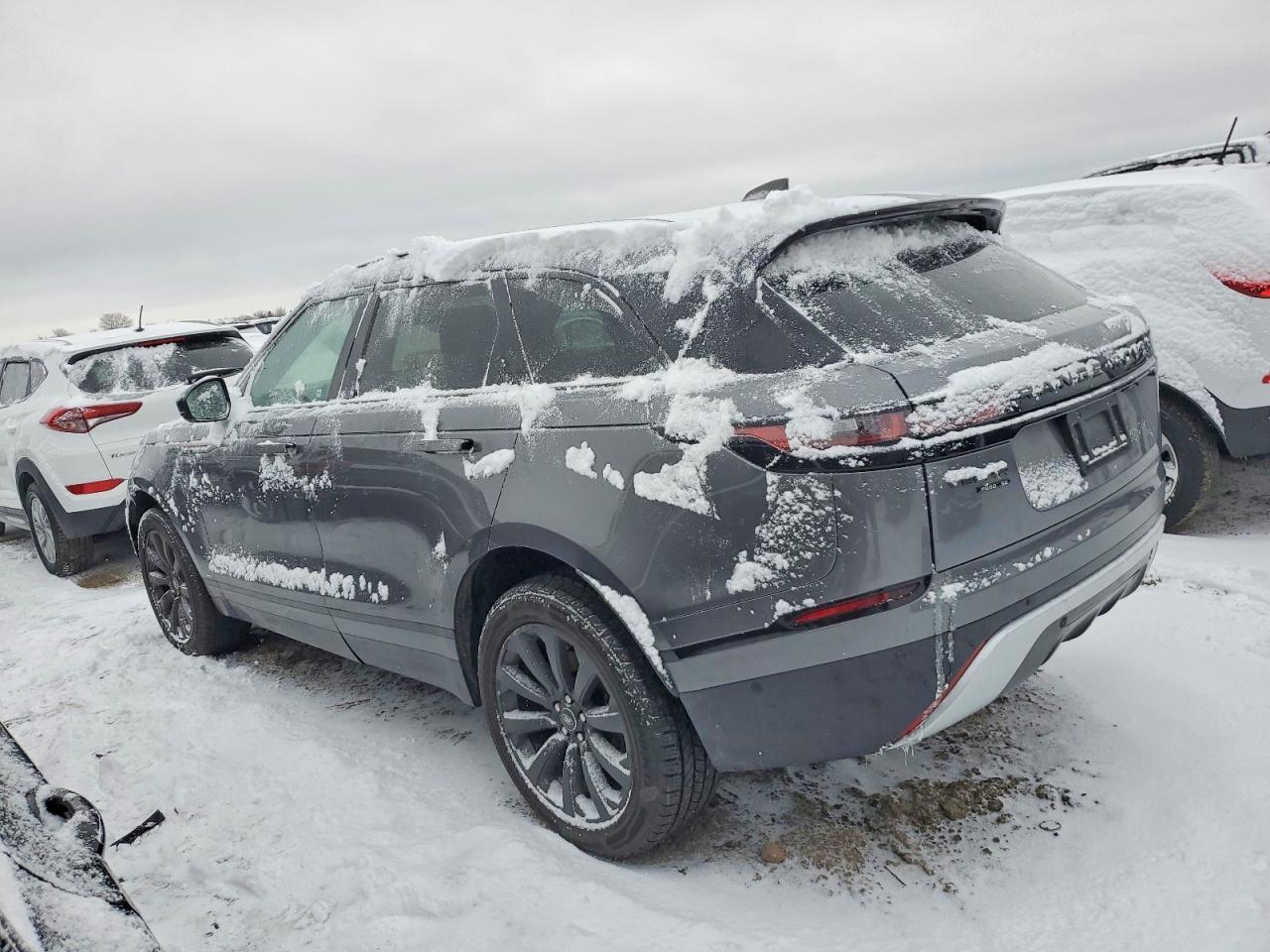 2018 Land Rover Range Rover Velar R-Dynamic Se - Image 2