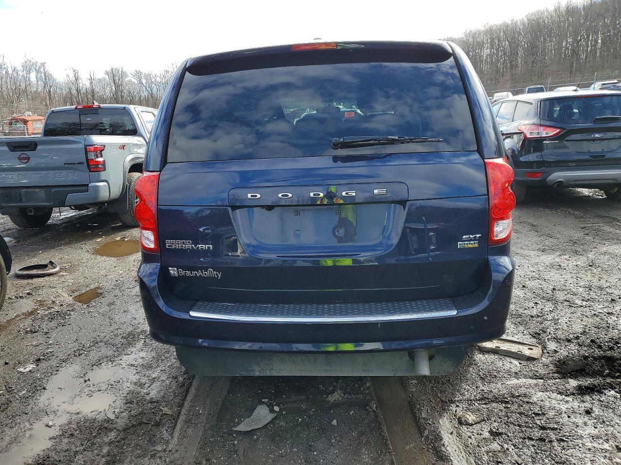 2016 Dodge Grand Caravan Sxt - Image 6