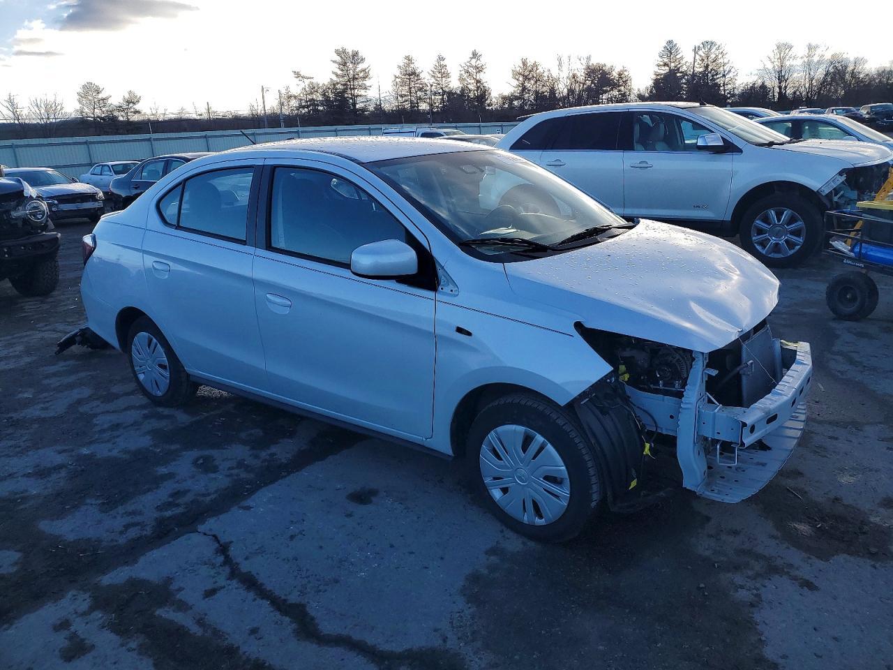 2024 Mitsubishi Mirage G4 Es - Image 4