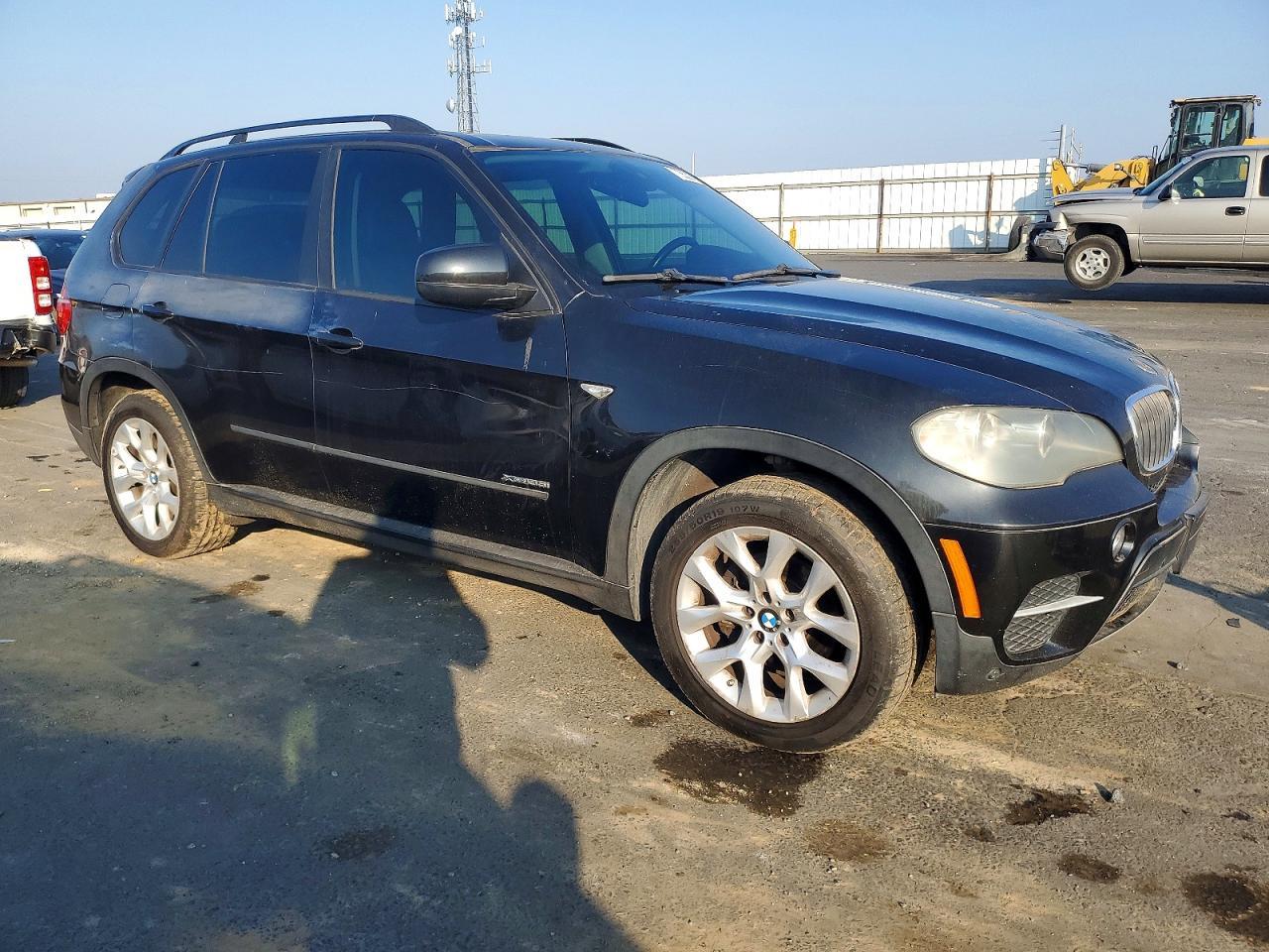 2011 BMW X5 xDrive35I - Image 4