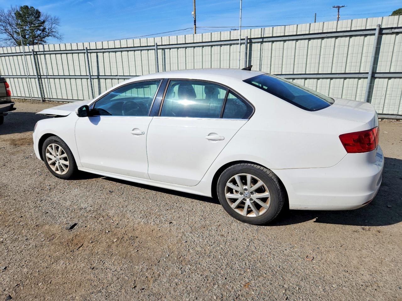2013 Volkswagen Jetta Se - Фото 2
