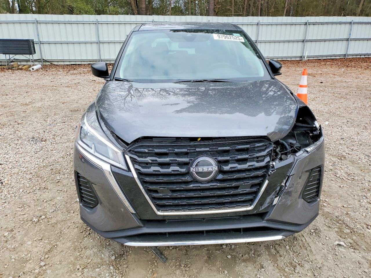 2024 Nissan Kicks S - Image 5
