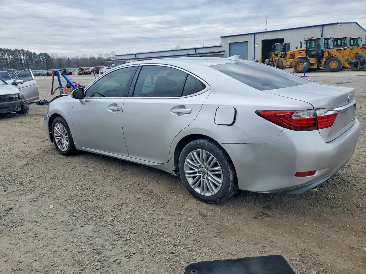 2015 Lexus Es 350 - Фото 2