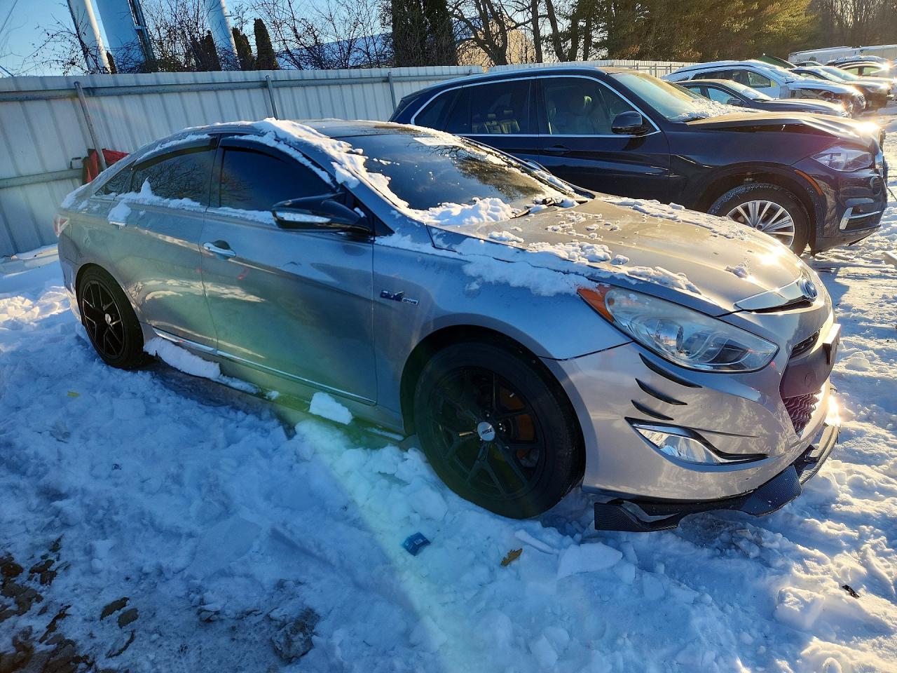 2012 Hyundai Sonata Hybrid - Image 4