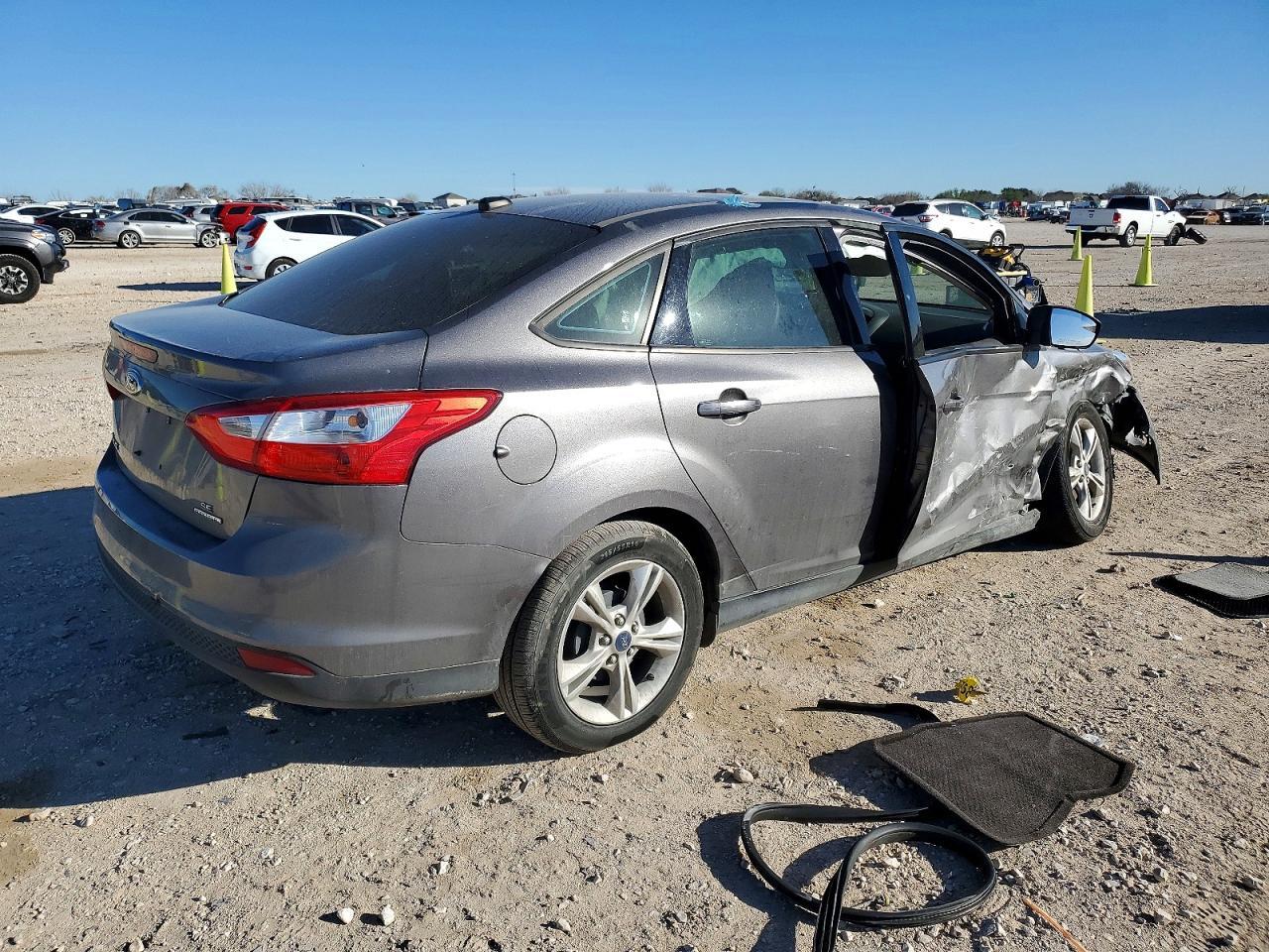 2014 Ford Focus Se - Фото 3