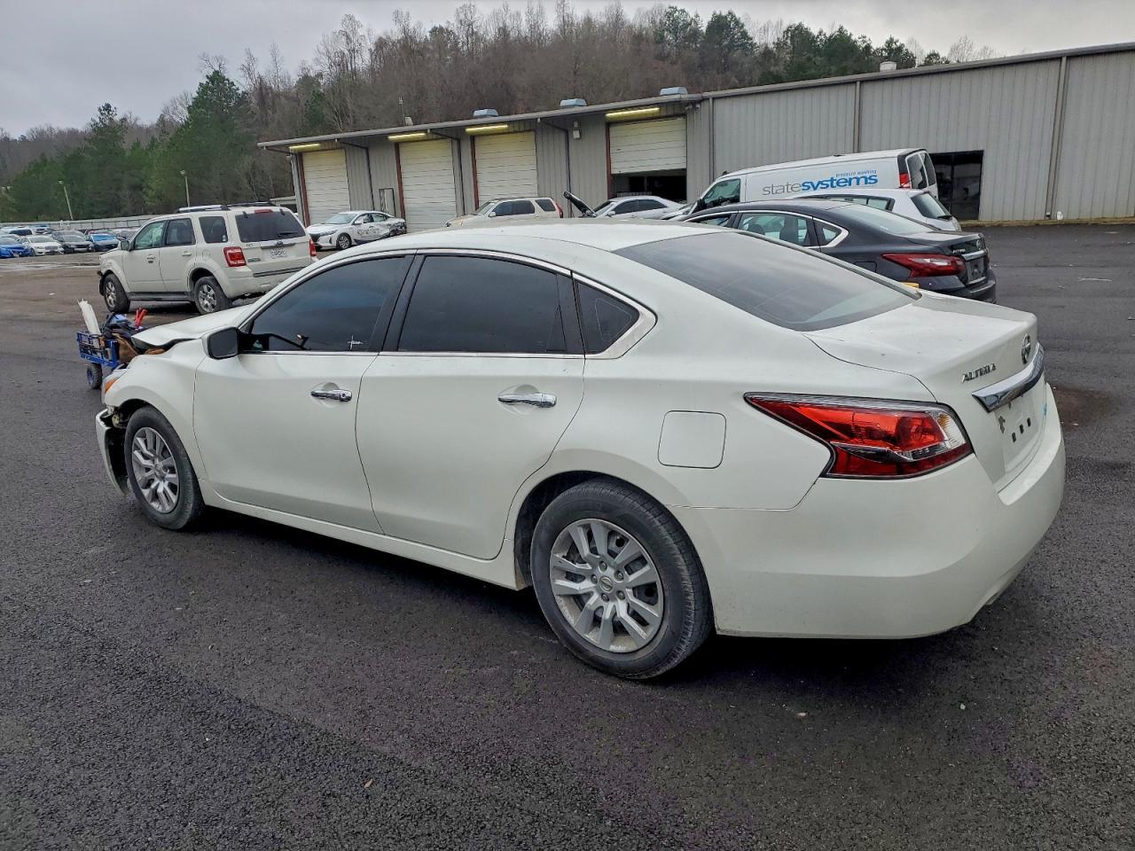 2014 Nissan Altima 2.5 - Фото 2