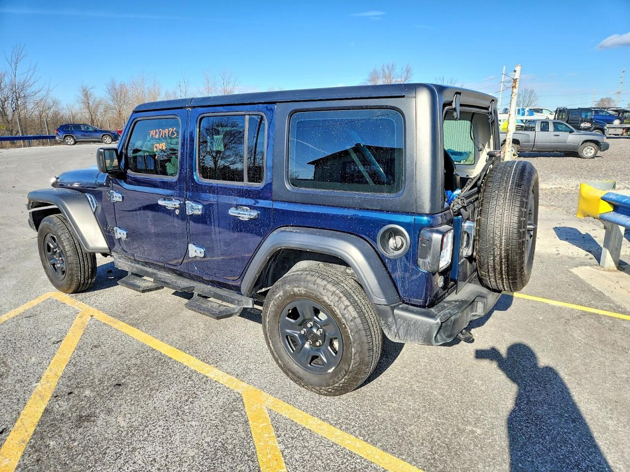 2025 Jeep Wrangler Sport - Фото 2