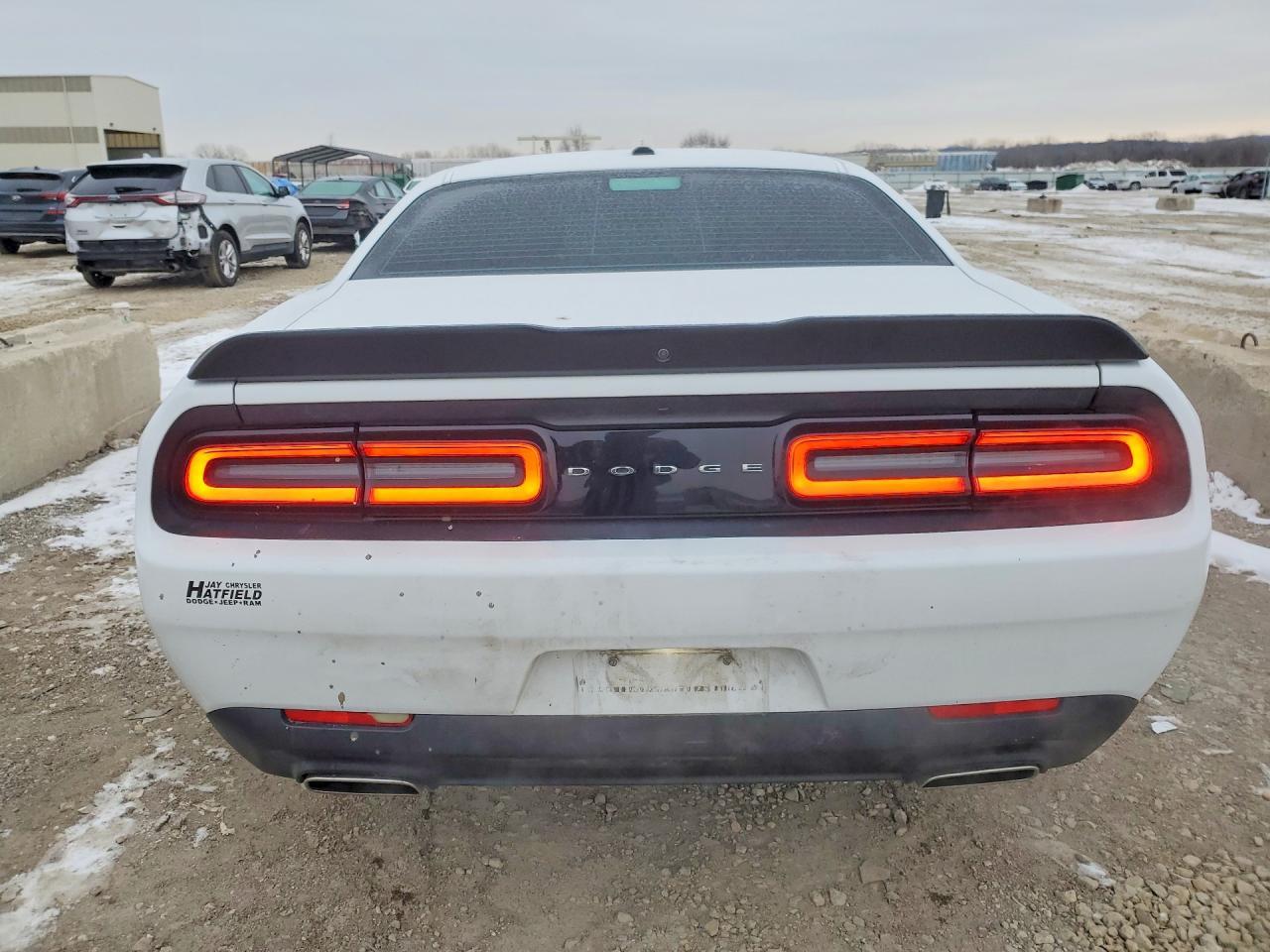 2023 Dodge Challenger Sxt - Фото 6