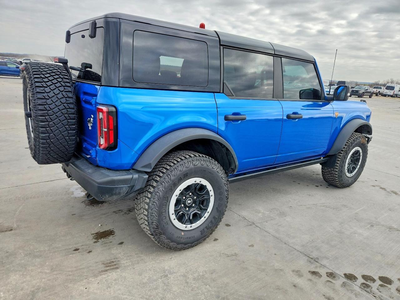 2024 Ford Bronco Badlands - Фото 3