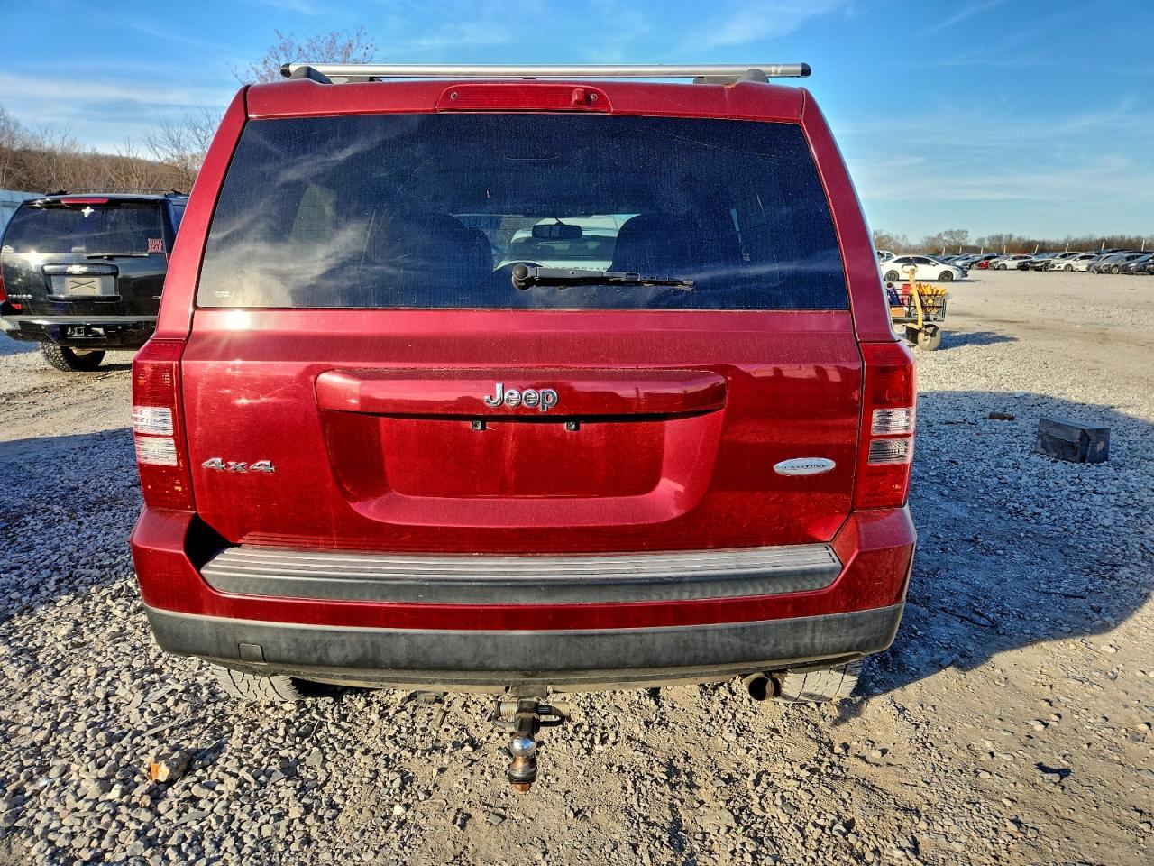 2016 Jeep Patriot Latitude - Image 6