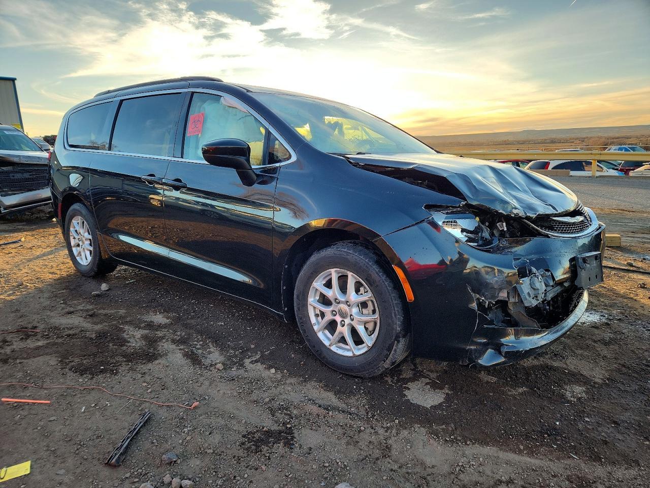 2021 Chrysler Voyager Lxi - Фото 4