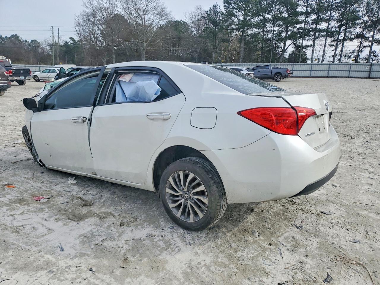 2019 Toyota Corolla L - Фото 2