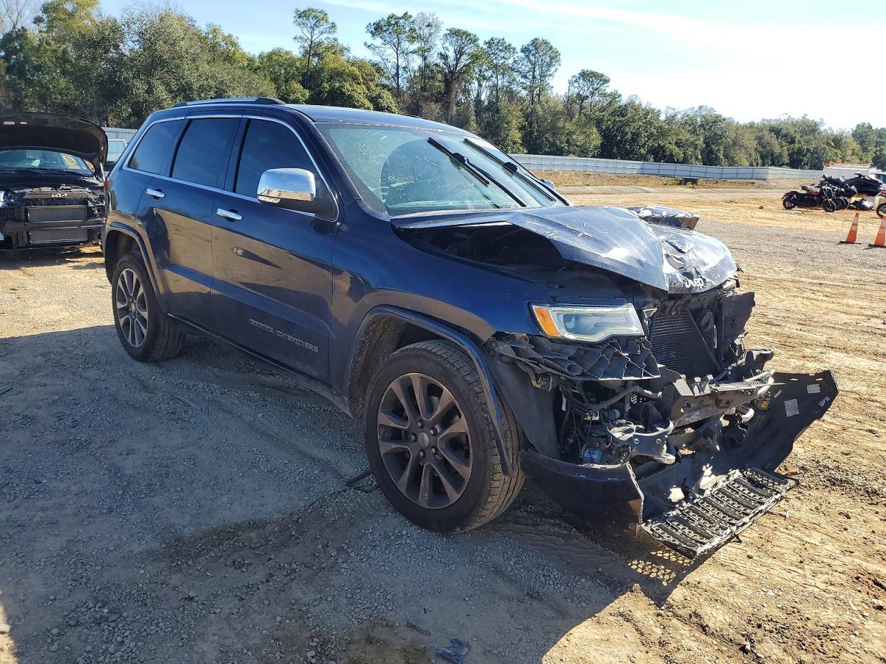 2017 Jeep Grand Cherokee Overland - Фото 4