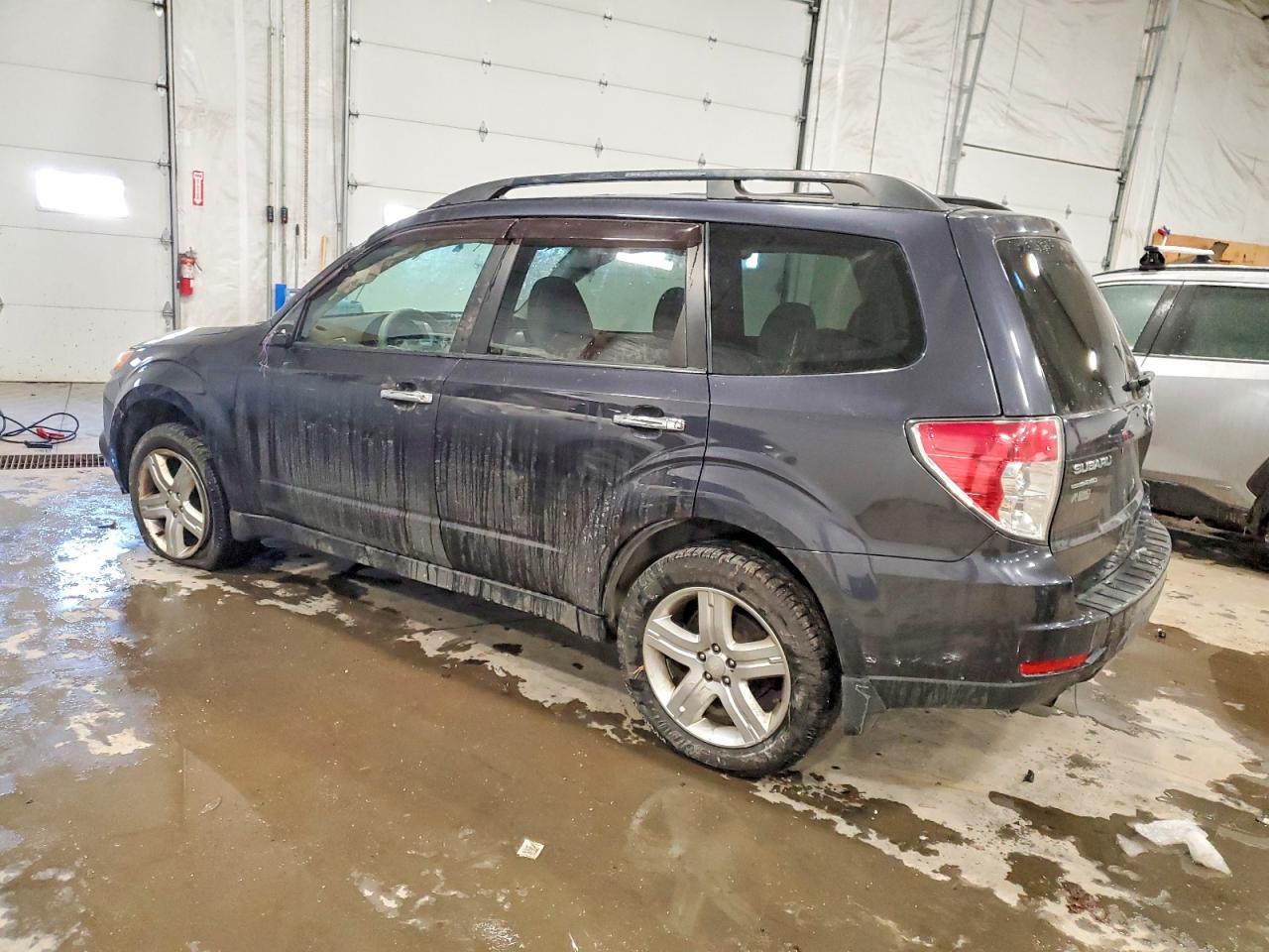 2010 Subaru Forester 2.5X Premium - Фото 2