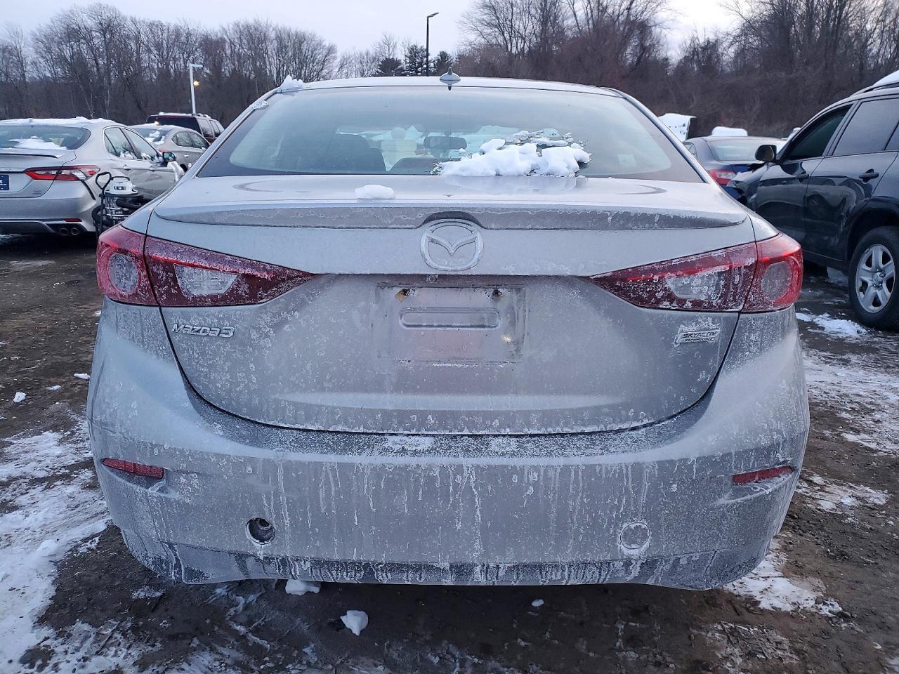 2015 Mazda 3 Touring - Image 6