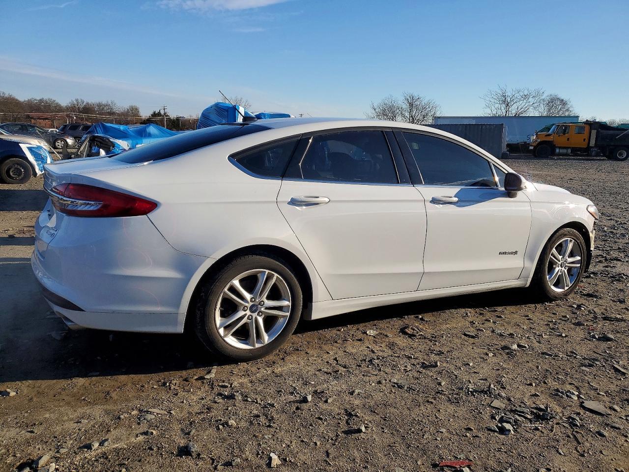 2018 Ford Fusion Se Hybrid - Image 3