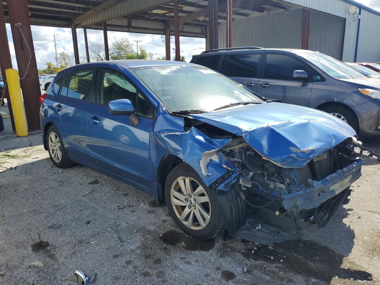 2016 Subaru Impreza Premium - Фото 4