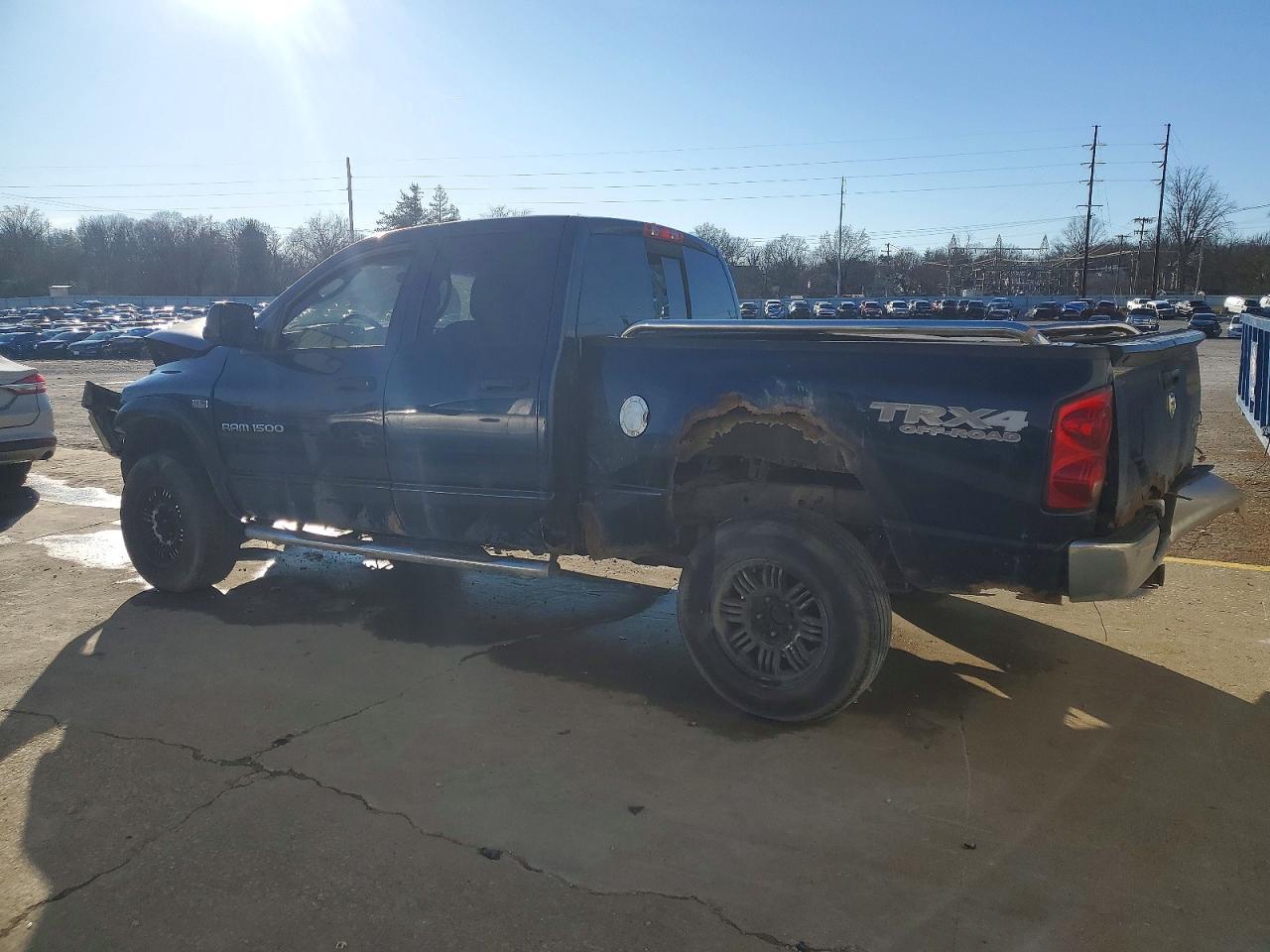 2007 Dodge Ram 1500 St - Фото 2