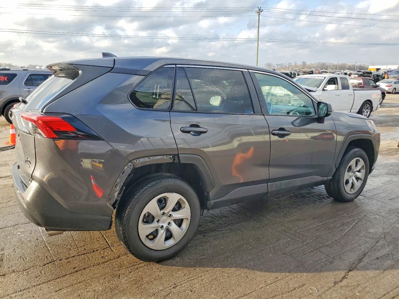 2024 Toyota Rav4 Le - Фото 3