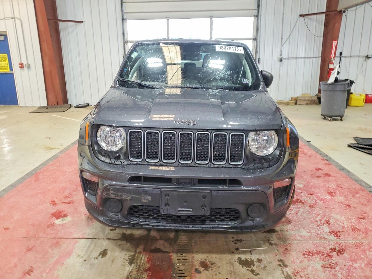 2023 Jeep Renegade Latitude - Фото 5