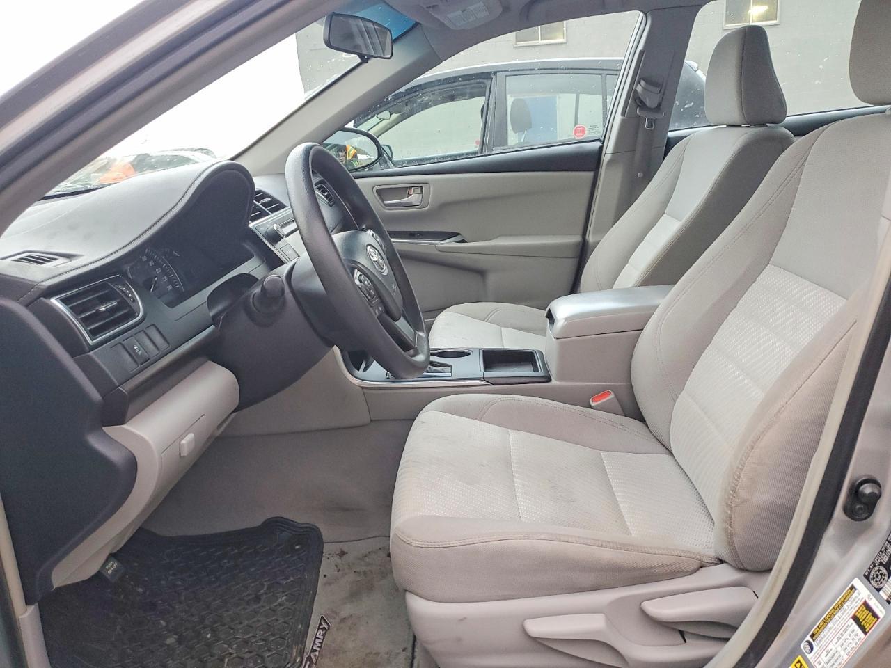 2015 Toyota Camry Le - Фото 7